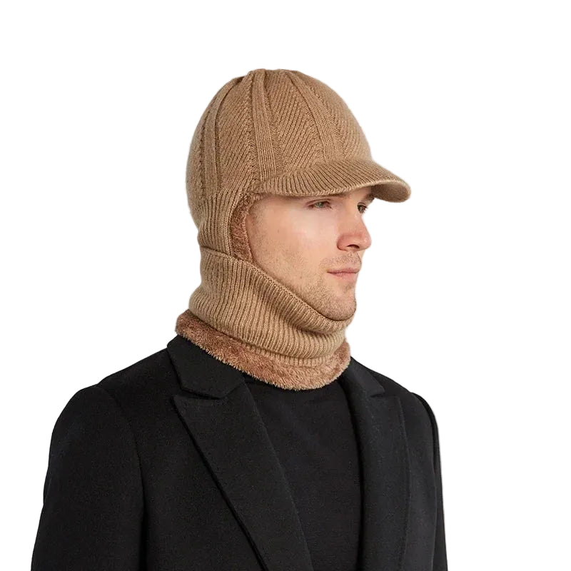 Bonnet Polaire Beige porter par un homme