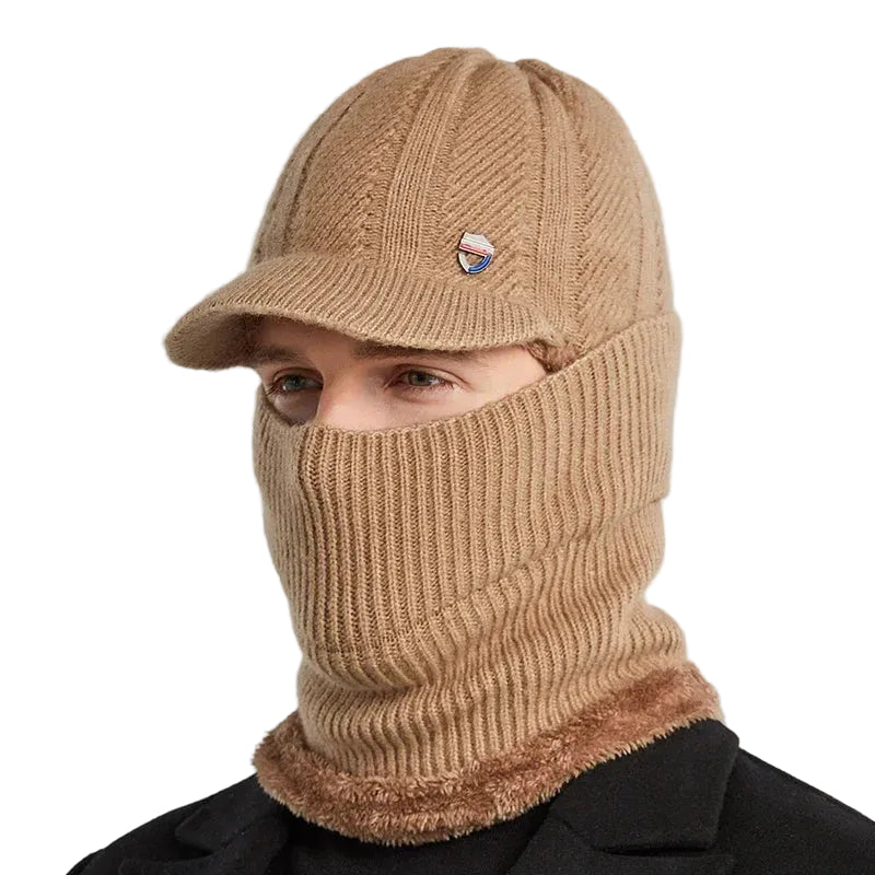Bonnet Polaire Beige sur fond blanc