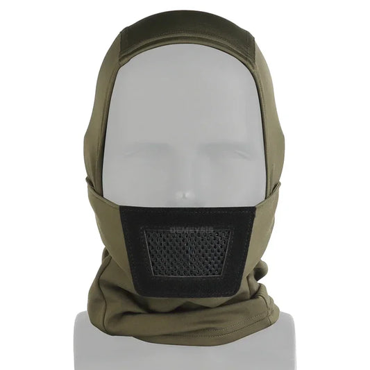 Cagoule Airsoft Verte sur fond blanc