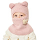 Cagoule Bébé Fille sur fond blanc porter par un bébé