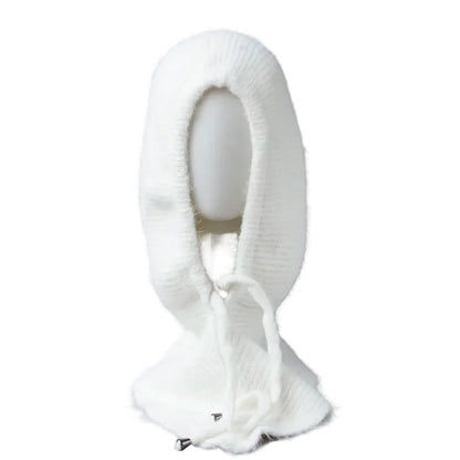 Cagoule Cachemire Blanche sur fond blanc