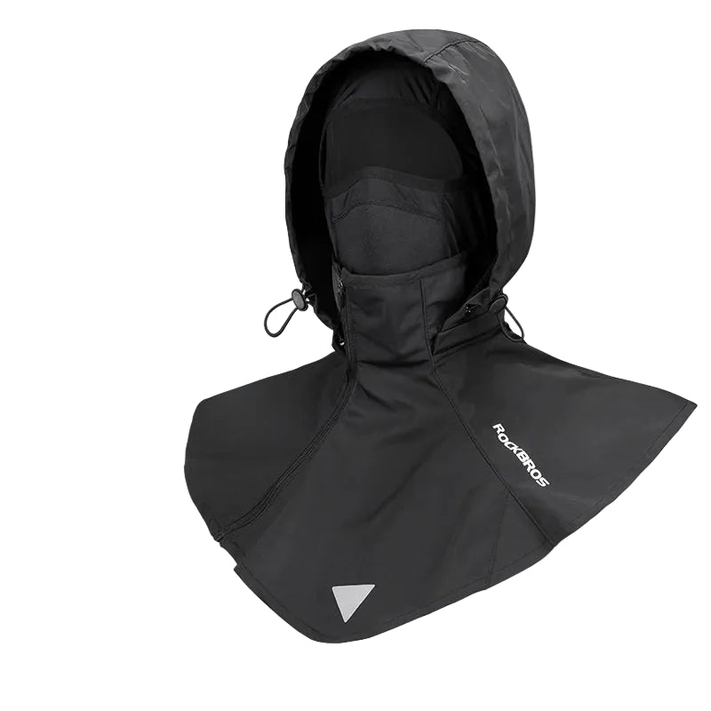 Cagoule Capuche Vélo sur fond blanc