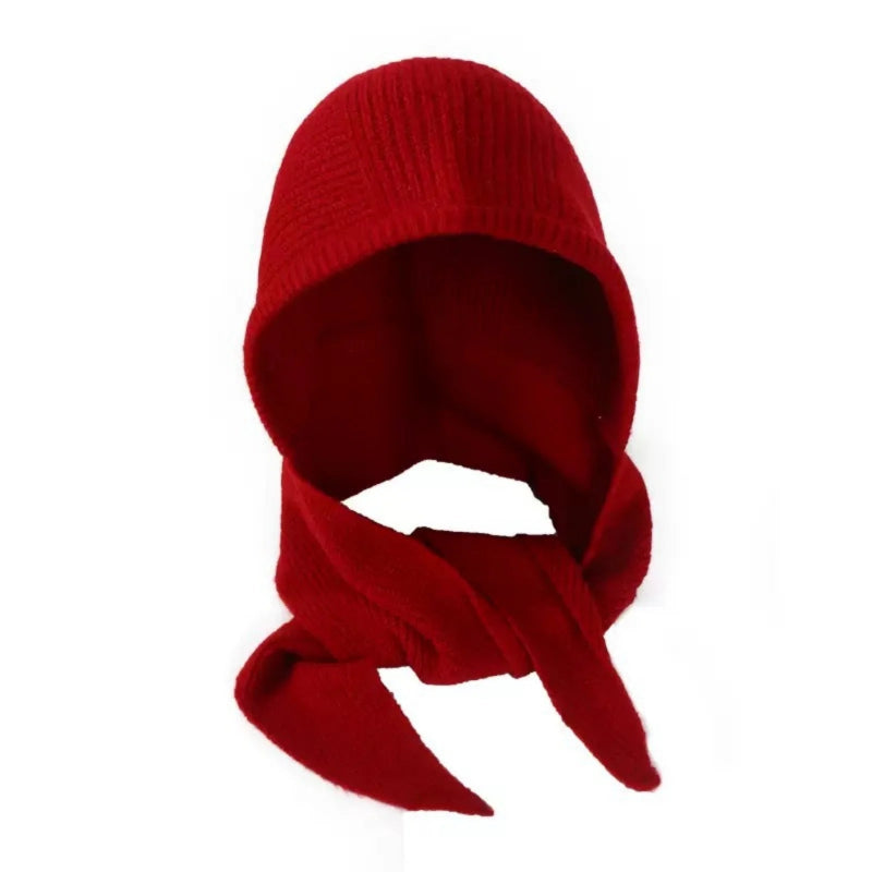 Cagoule Femme Rouge sur fond blanc