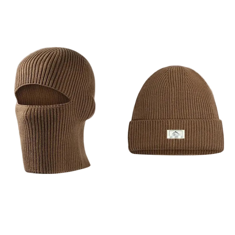 Cagoule Kaki Bonnet sur fond blanc