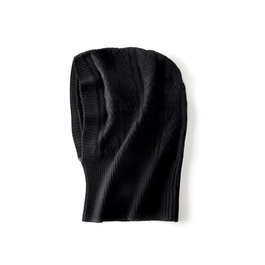 Cagoule Laine Noire sur fond blanc