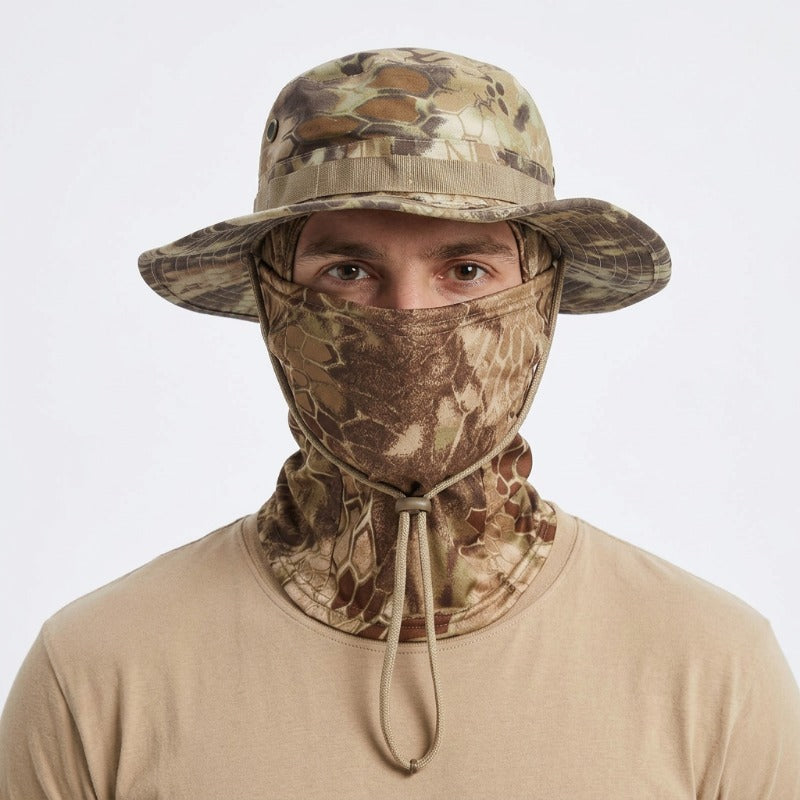 Cagoule Bob Beige portée sur fond blanc