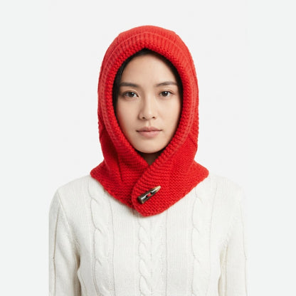 Cagoule Crochet portée sur fond blanc