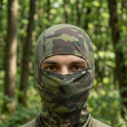 Cagoule Forêt portée en extérieur