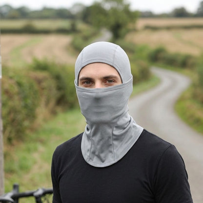 Cagoule Légère portée en extérieur