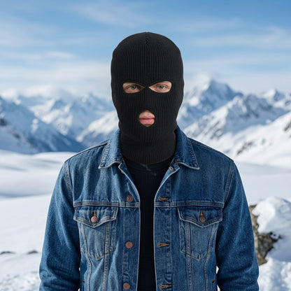 Cagoule Noire Homme portée en extérieur