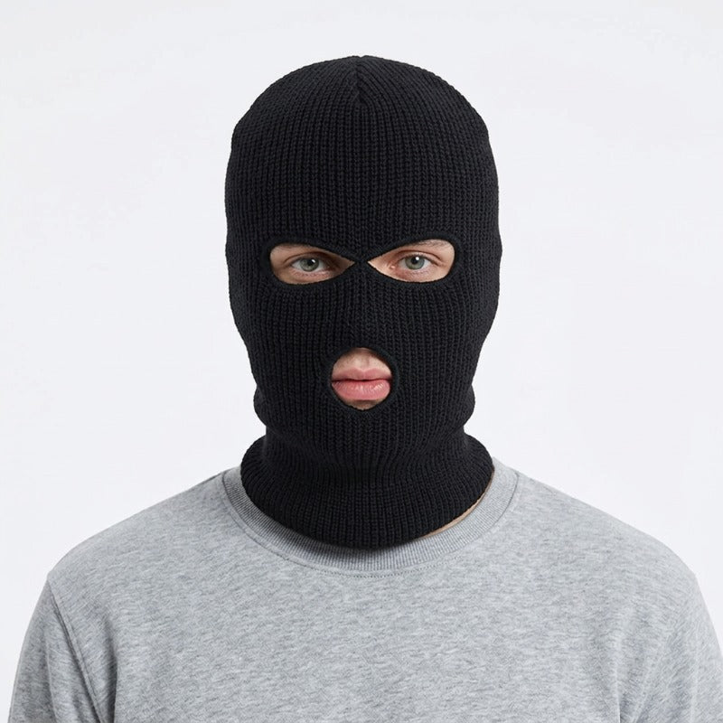 Cagoule Noire Homme portée sur fond blanc