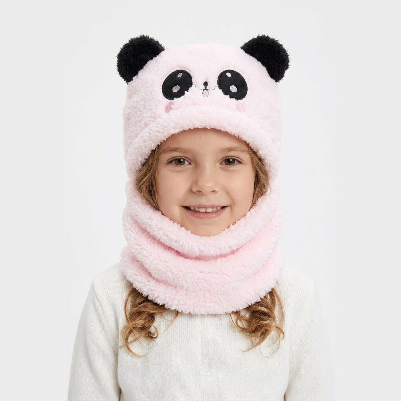 Cagoule Panda Rose portée sur fond blanc
