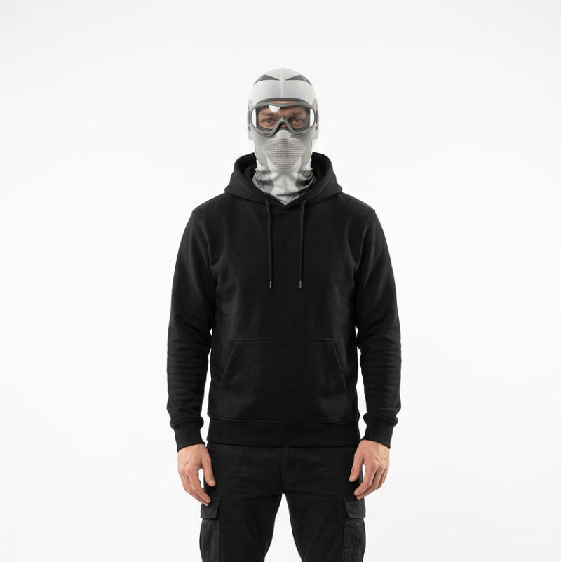 Cagoule Thermique Blanche portée sur fond blanc