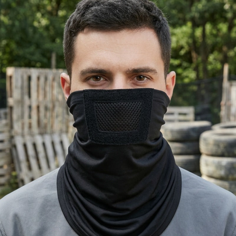 Masque Airsoft porté en extérieur