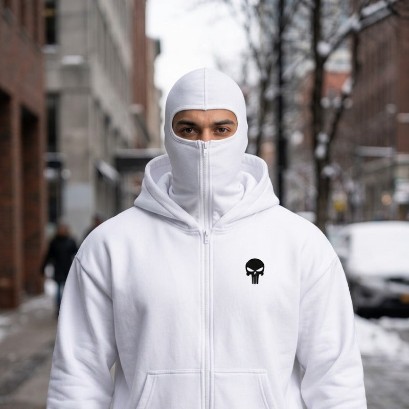 Veste Russe Blanche portée en extérieur
