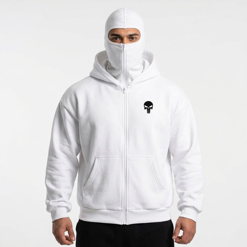 Veste Russe Blanche portée sur fond blanc